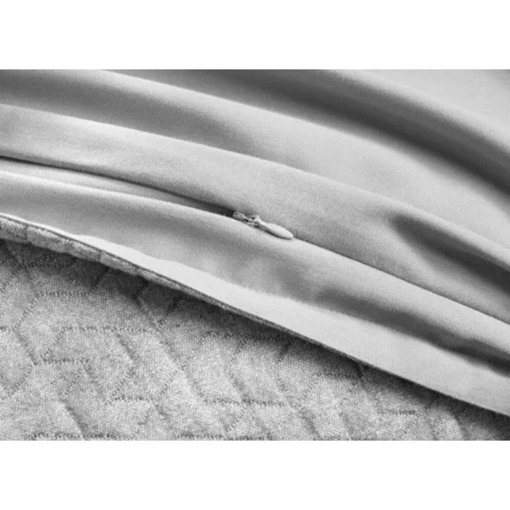 Hotel Collection Prism Matelasse FULL/QUEENDuvet Cover + 2 Standard Shams